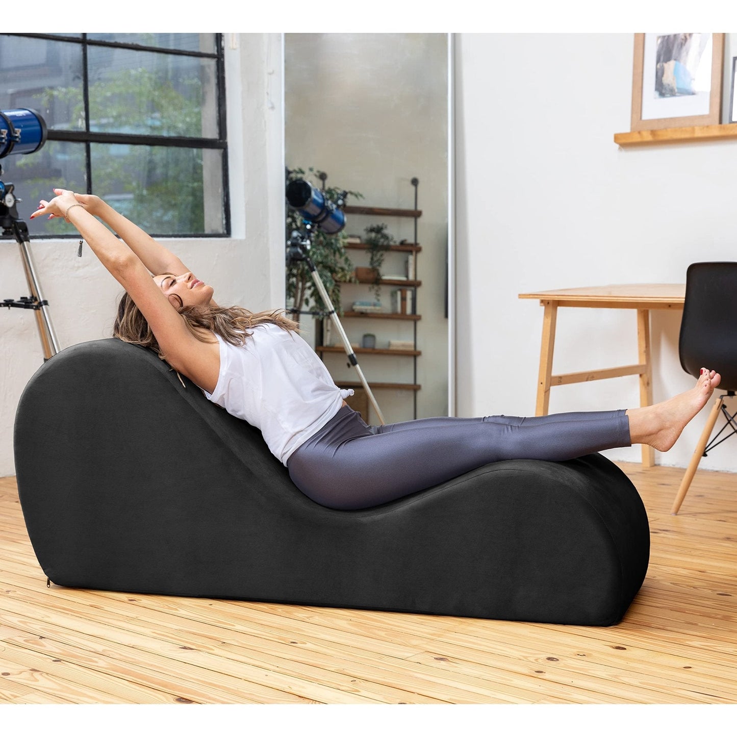 Chaise longue de relaxation intime noire de qualité supérieure