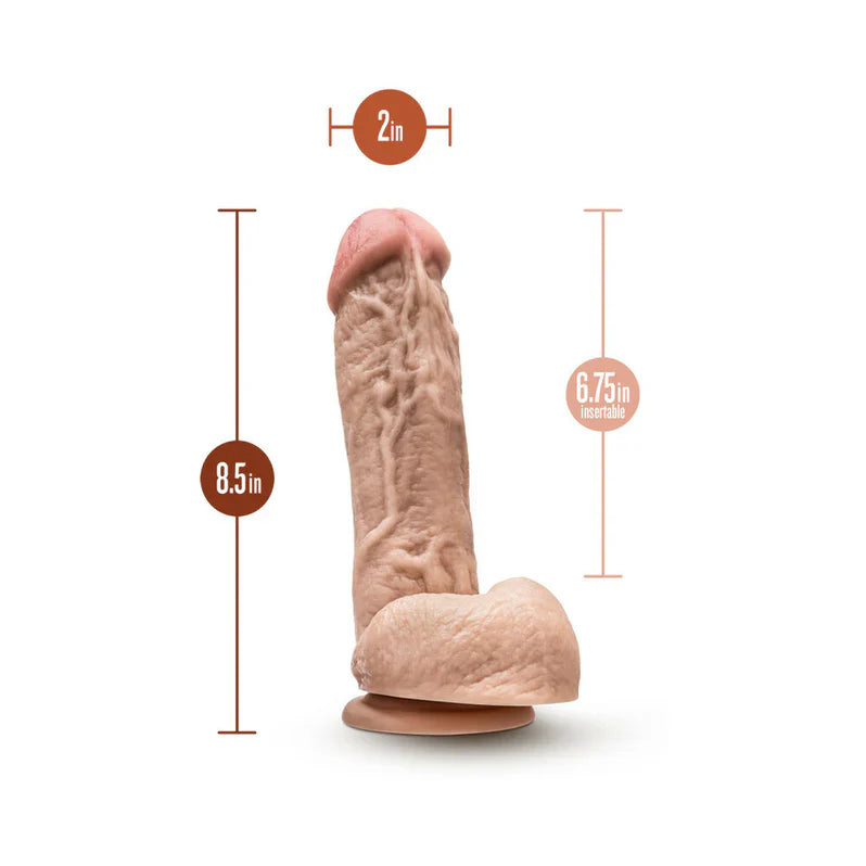 Dildo realista Hung Rider Trigger de 8.5" - Carne