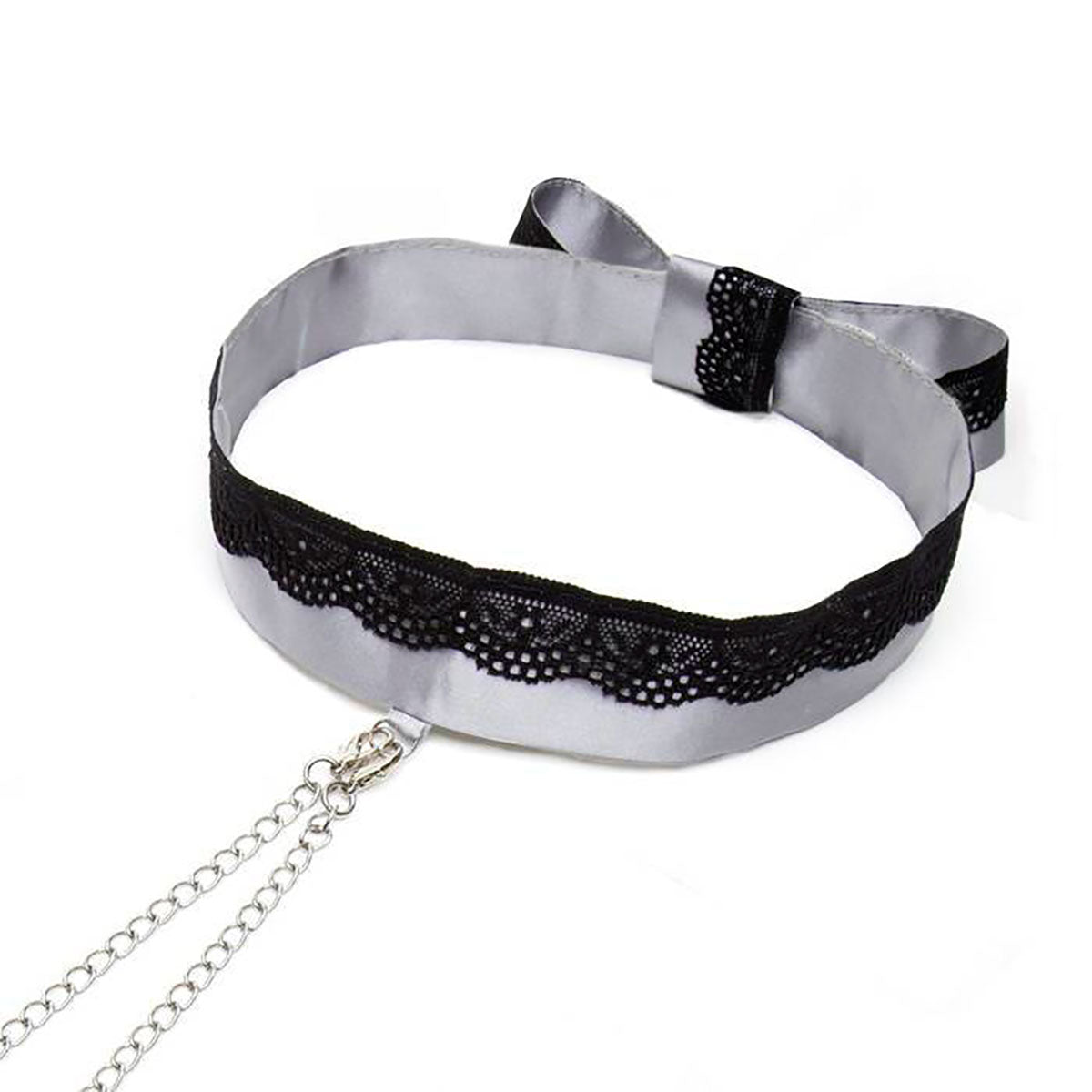 Cincuenta sombras: Collar de satén y pinzas para pezones Play Nice