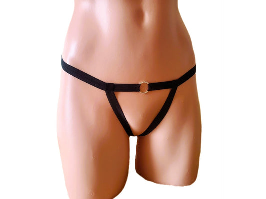 Culotte string en lingerie BDSM sans entrejambe à joint torique