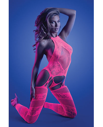 Brillo Cautivador Halter Bodystocking y Tanga Rosa Neón Talla Única
