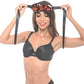 Atentamente, Amber Blindfold