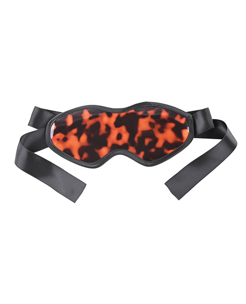 Atentamente, Amber Blindfold