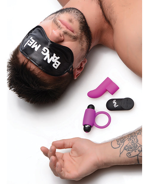 ¡Pum! Kit para parejas con bala RC, antifaz, anillo para el pene y vibrador de dedo - Morado