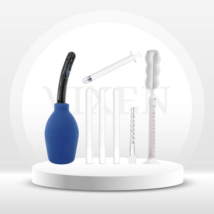Kit CareEssentials – Set de limpieza profesional de juguetes 7 en 1