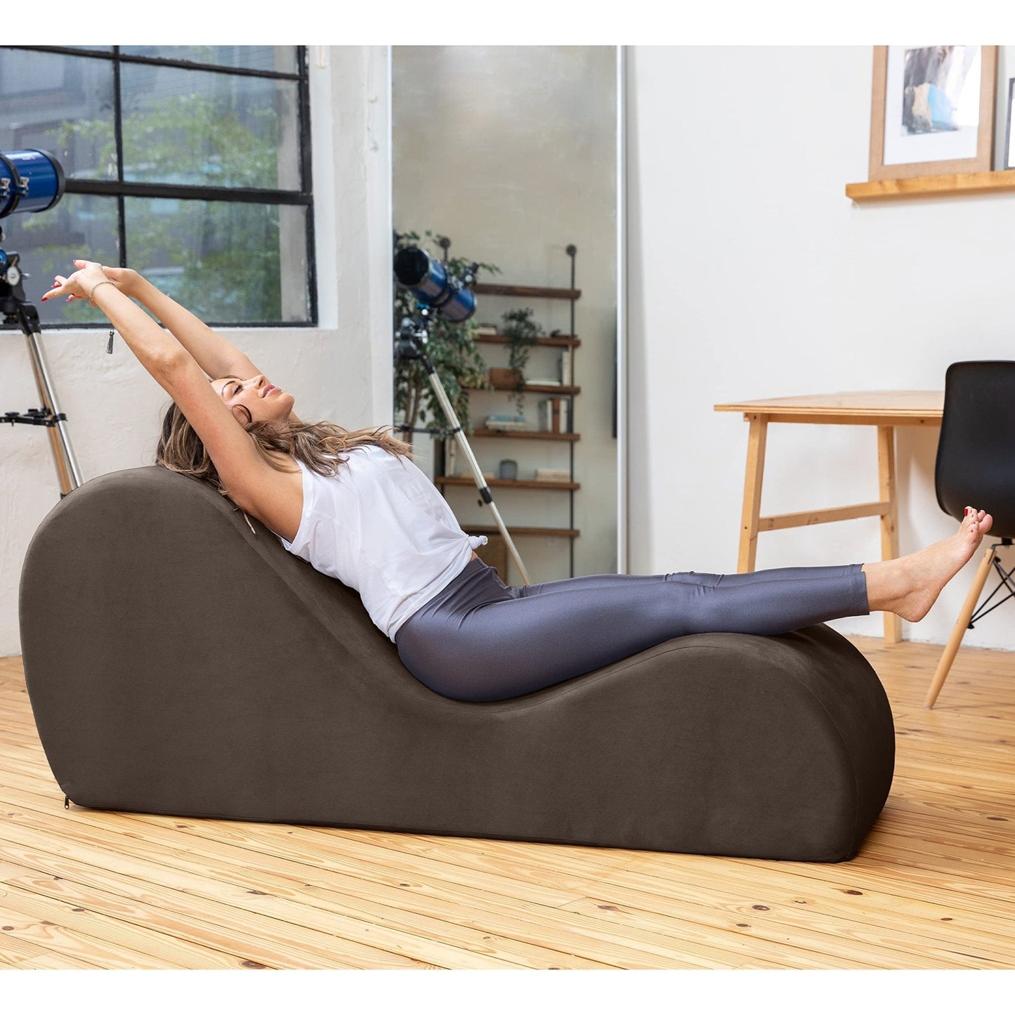 Chaise longue sexuelle intime en cuir marron de qualité supérieure