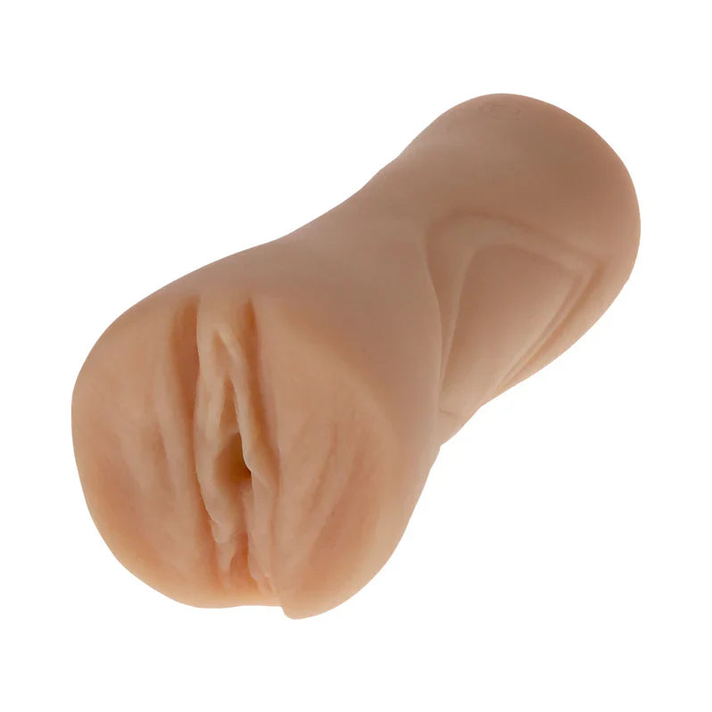 Filles des réseaux sociaux @viking.barbie Chatte de poche