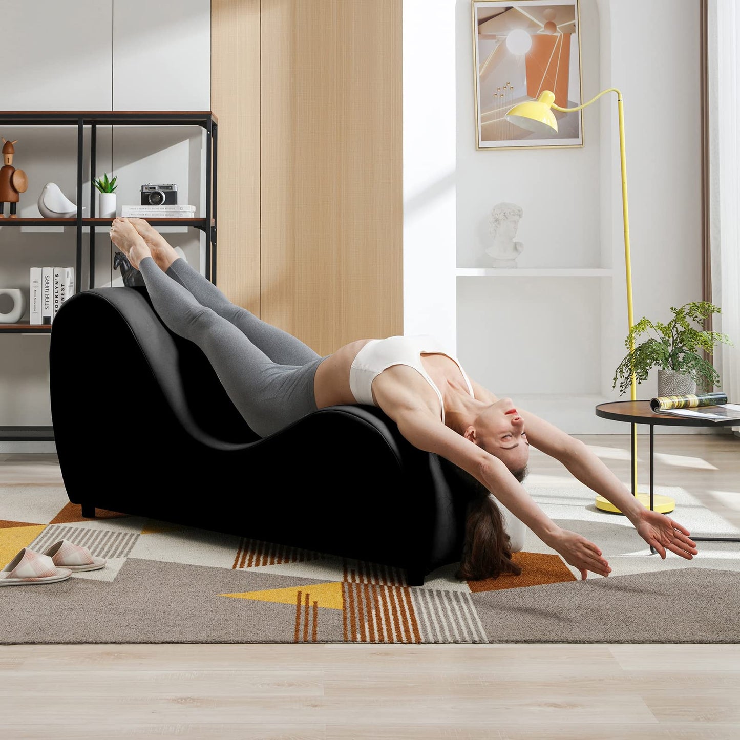 Elegante Chaiselongue de Terciopelo Curvo e Íntimo - Negro