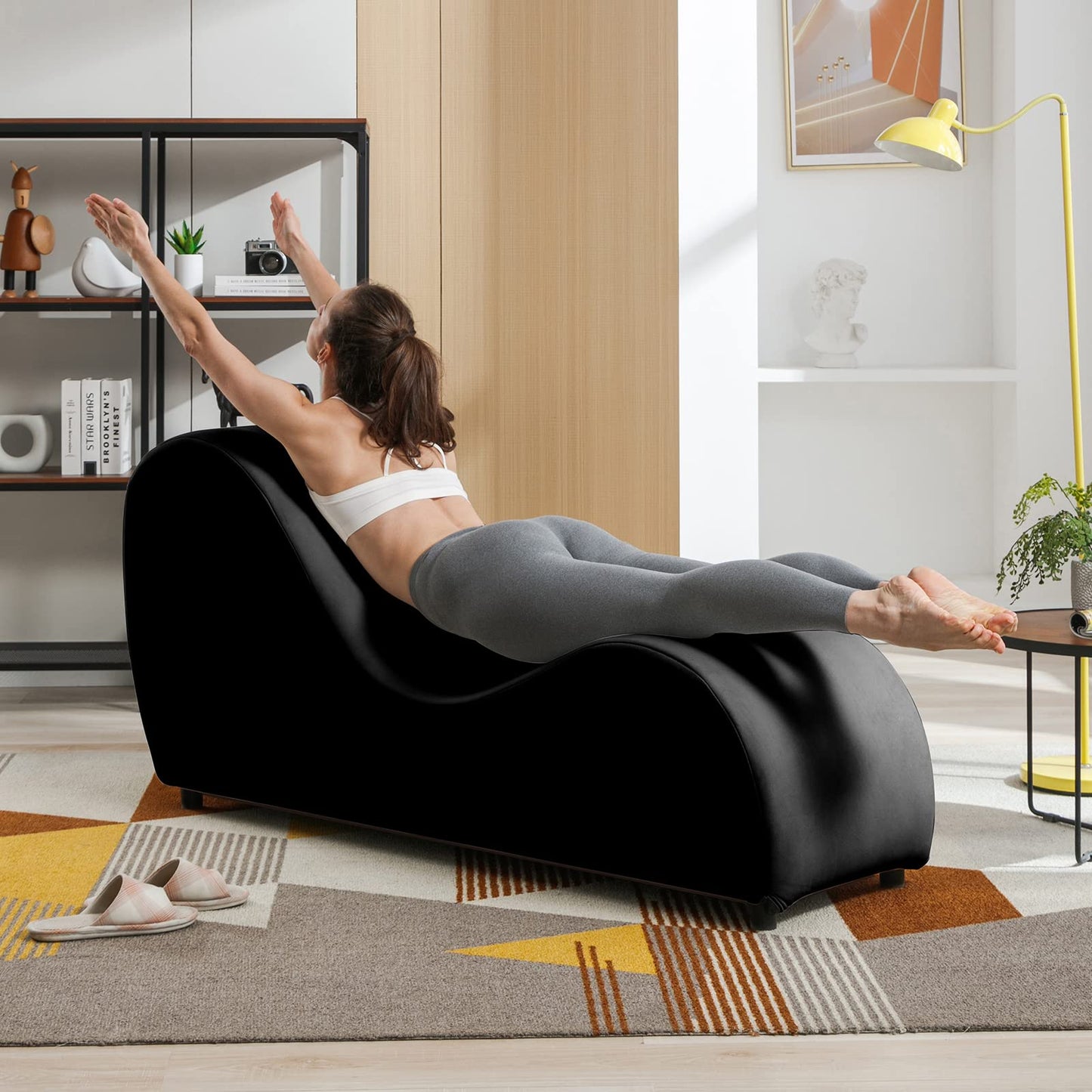 Elegante Chaiselongue de Terciopelo Curvo e Íntimo - Negro